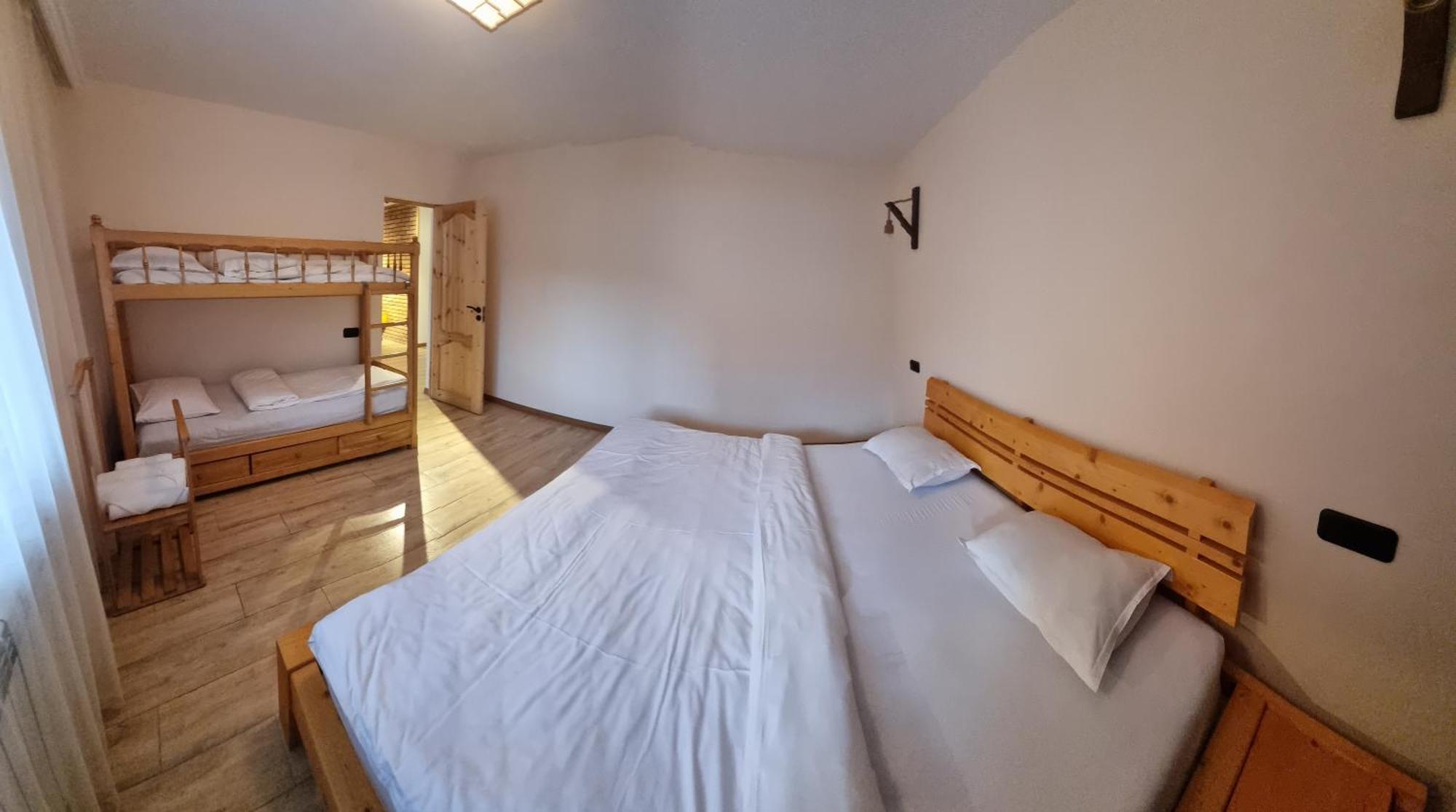 Villa Sunshine , Apartment With 4 Bedrooms,Whole Apartment, Апартмент Целиком 迪利然 外观 照片
